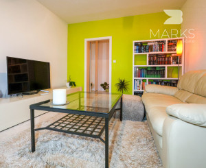 PREDANÉ -Slnečný 2-izbový byt, možnosť úpravy na 3i