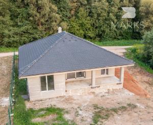 AKTUALIZOVANÉ -4 izbový bungalov na kľúč v tvare L s pozemkom 786 m²