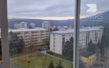 PREDANÉ -Slnečný 2-izbový byt, možnosť úpravy na 3i