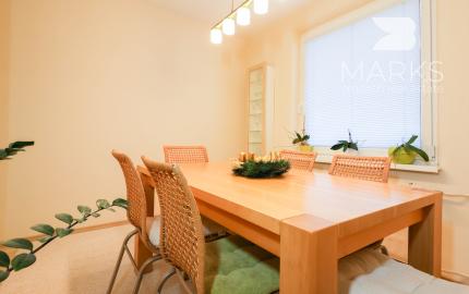 PREDANÉ -Slnečný 2-izbový byt, možnosť úpravy na 3i