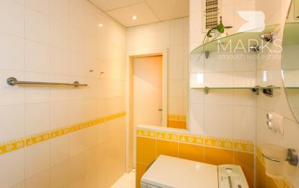 PREDANÉ -Slnečný 2-izbový byt, možnosť úpravy na 3i