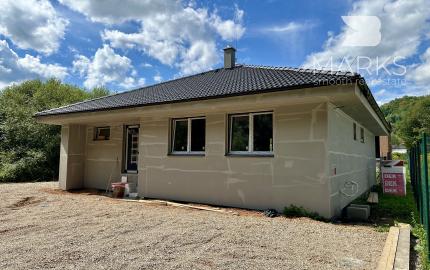 AKTUALIZOVANÉ -4 izbový bungalov na kľúč v tvare L s pozemkom 786 m²