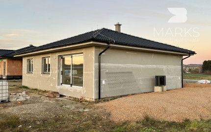 REZERVOVANÉ | Skolaudovaný dom. Stačí sa nasťahovať.