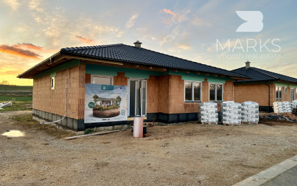 AKTUALIZOVANÉ | 4-i bungalov na kľúč s pozemkom 1002 m²