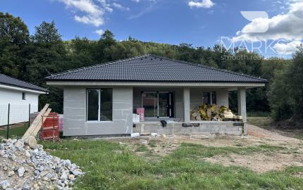 Rodinný dom v lokalite Slnečné pozemky Tomašová