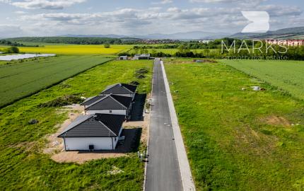 Stavebný pozemok 1000 m² - Rimavská Sobota (odpočet DPH)