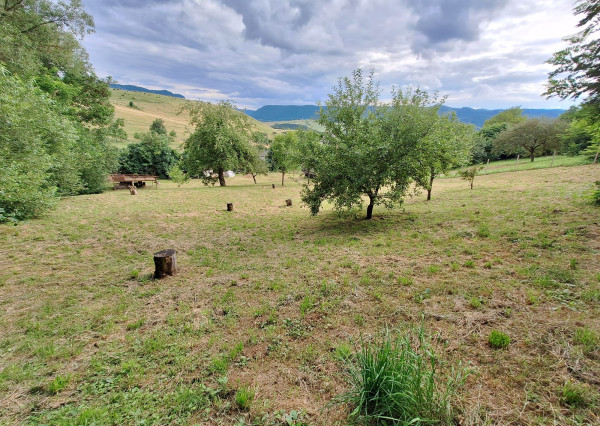 Nová cena: Záhrada vhodná k výstavbe obec Rudná