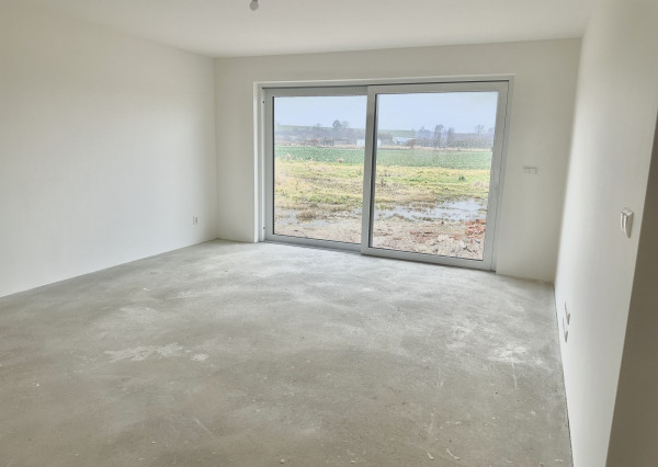 REZERVOVANÉ | Skolaudovaný dom. Stačí sa nasťahovať.