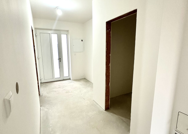 REZERVOVANÉ | Skolaudovaný dom. Stačí sa nasťahovať.