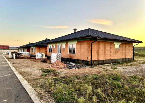 MARKS™  | 4-i bungalov v novej štvrti Rimavskej Soboty