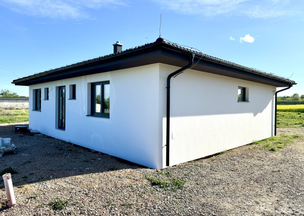 REZERVOVANÉ | Skolaudovaný dom zariadený na kľúč
