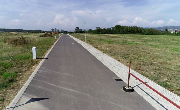 Stavebný pozemok 1000 m² - Rimavská Sobota (odpočet DPH) - fotografia 6