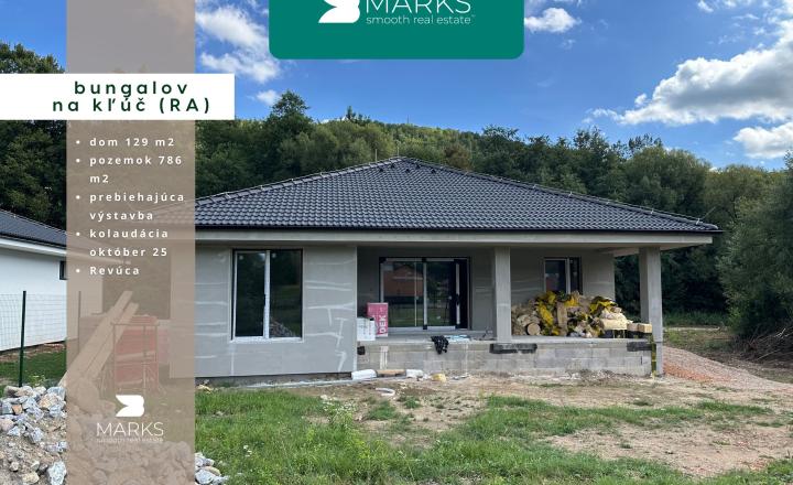 PREDANÉ - 4 izbový bungalov na kľúč v tvare L s pozemkom 786 m² - fotografia 1