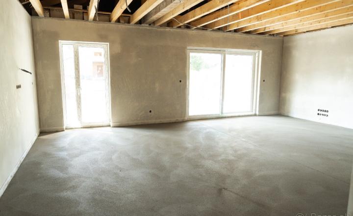 PREDANÉ - 4 izbový bungalov na kľúč v tvare L s pozemkom 786 m² - fotografia 19