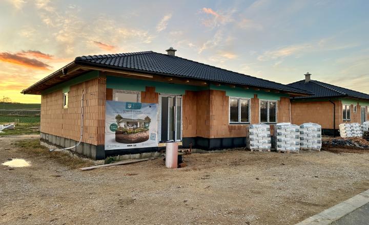 REZERVOVANÉ  | 4-i bungalov na kľúč s pozemkom 1002 m² - fotografia 5