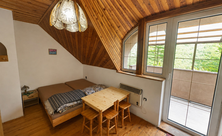 REKREAČNÝ DOM 250 M OD PALCMANSKEJ MAŠE | DEDINKY - fotografia 19