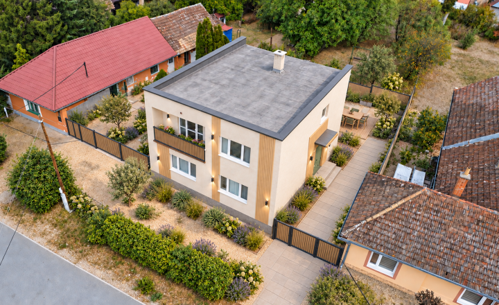 5-izbový rodinný dom s pozemkom 893 m² | Turňa nad Bodvou - fotografia 3